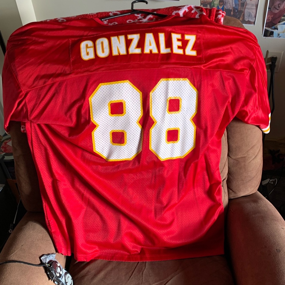 Vintage Tony Gonzalez Chiefs Champion jersey size 52 XXL $100 new no tags